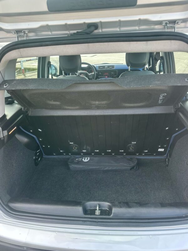 FIAT PANDA LOUNGE 1.2 69CV - Imagen 12