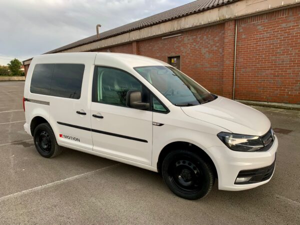 VOLKSWAGEN CADDY COMBI 2.0TDI 122CV 4 MOTION - Imagen 2