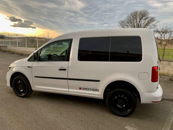 VOLKSWAGEN CADDY COMBI 2.0TDI 122CV 4 MOTION - Imagen 3