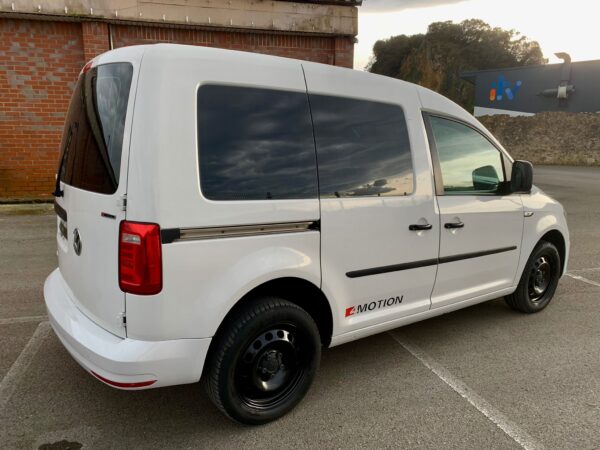 VOLKSWAGEN CADDY COMBI 2.0TDI 122CV 4 MOTION - Imagen 6