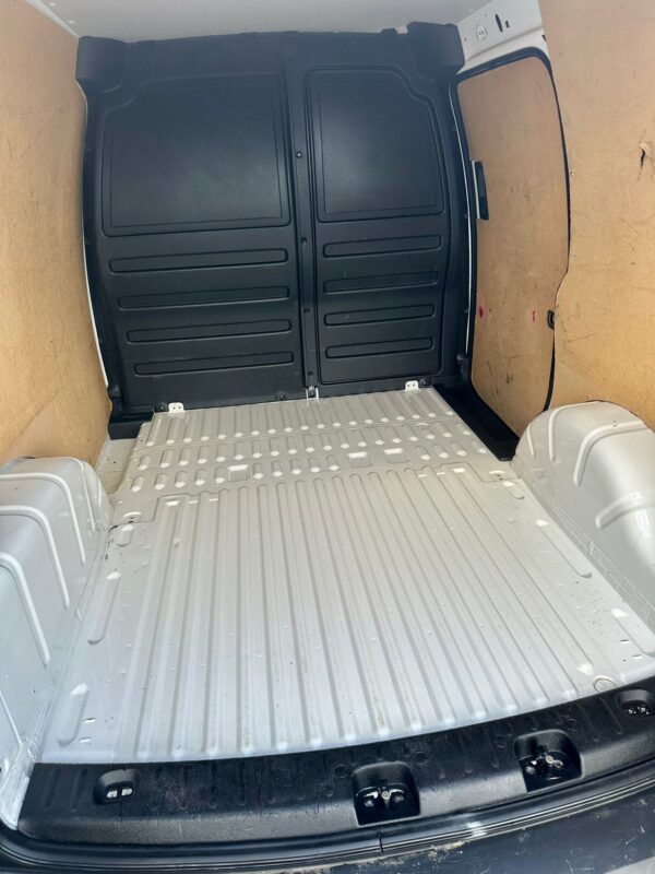 VOLKSWAGEN CADDY 2.0TDI 75CV - Imagen 8