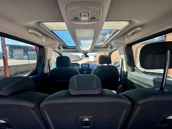 PEUGEOT RIFTER GT LINE 1.5BLUEHDI 130CV - Imagen 11