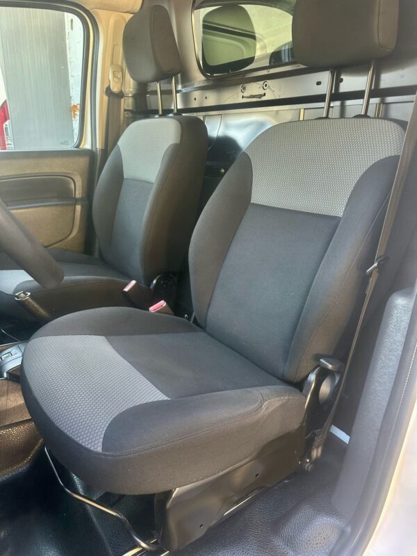 RENAULT KANGOO MAXI 1.5DCI 95CV "FURGON TALLER" - Imagen 8